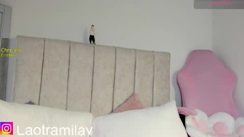 IG  online show from 04.18.26