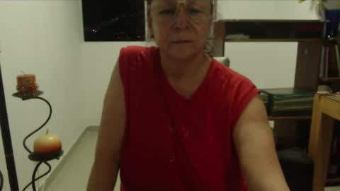 Snapshot of milchanell chatting on 07.15.26 milchanell online show from 07.15.26