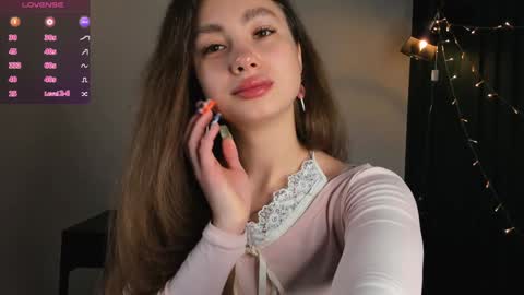 Mila online show from 12.06.24