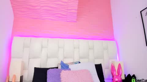 Snapshot of mile_loucrath chatting on 02.13.25 mile_loucrath online show from 02.13.25