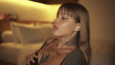 M  Telegram mamagotachannel online show from 04.11.26