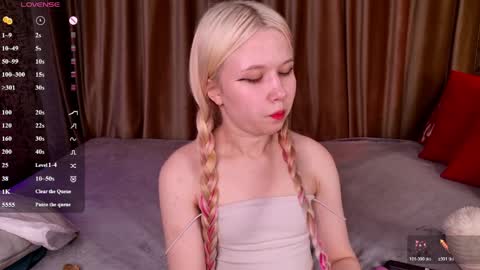 Mia online show from 04.05.26