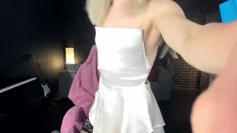 Snapshot of milena_marshmallows chatting on 07.04.26 Milena online show from 07.04.26