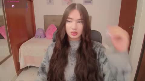 Snapshot of miley_baker chatting on 02.12.26 Miley online show from 02.12.26