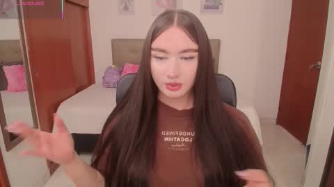 Snapshot of miley_baker chatting on 02.14.26 Miley online show from 02.14.26