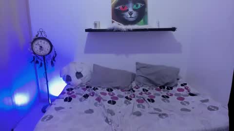 miley_kane online show from 02.23.25