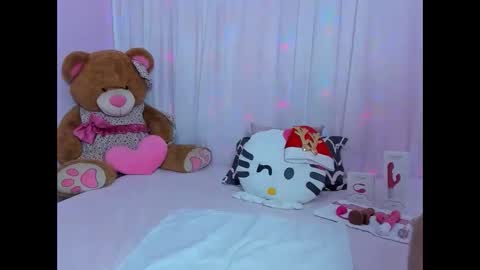 Antonella online show from 12.04.24