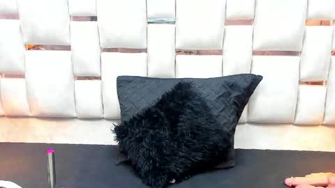 Lili  online show from 04.20.26