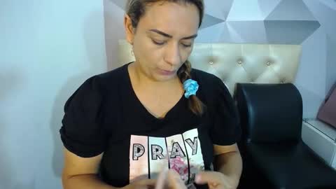 milf_hugeboobs online show from 01.06.26