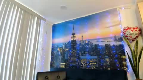 Snapshot of milfashley chatting on 02.16.25 ASHLEY online show from 02.16.25