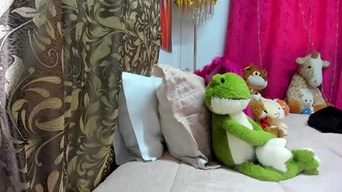 Snapshot of milfboobs_10 chatting on 10.01.25 Nakary Bustamante online show from 10.01.25