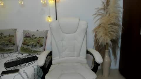 Nakary Bustamante online show from 04.17.26