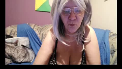 Milfchantal online show from 01.24.25