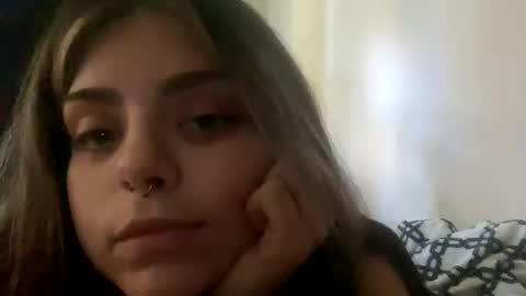 Snapshot of milfcowow chatting on 10.13.25 milfcowow online show from 10.13.25
