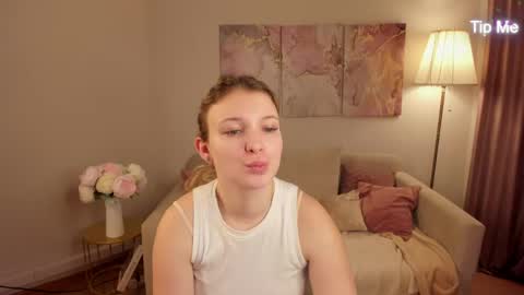 milinafox online show from 05.23.26