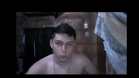 milk_boy25 online show from 09.17.25