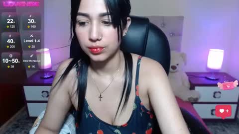 Snapshot of milk_little4u chatting on 12.02.25 luci online show from 12.02.25