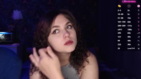 Snapshot of milk_slice chatting on 11.05.25 Stella and Neo online show from 11.05.25