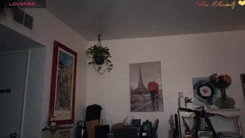 milkedmilf online show from 04.10.26