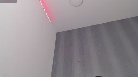 Amira online show from 02.08.25