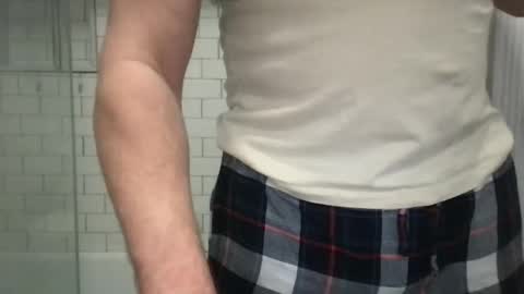 Snapshot of milkitdaddy chatting on 12.14.24 milkitdaddy online show from 12.14.24