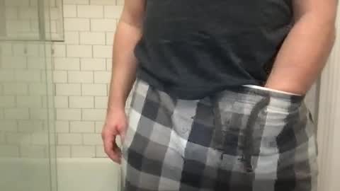 Snapshot of milkitdaddy chatting on 12.16.24 milkitdaddy online show from 12.16.24