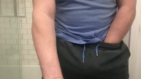 Snapshot of milkitdaddy chatting on 01.01.25 milkitdaddy online show from 01.01.25