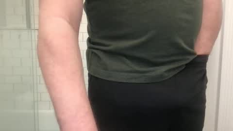 Snapshot of milkitdaddy chatting on 01.24.25 milkitdaddy online show from 01.24.25