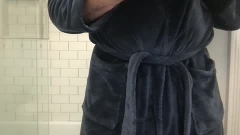 Snapshot of milkitdaddy chatting on 02.22.25 milkitdaddy online show from 02.22.25