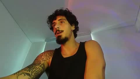 milkoffee online show from 04.17.26