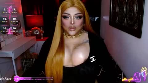 milkshakelavinia online show from 12.04.25