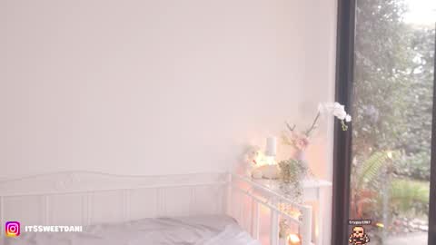 milky_0 online show from 03.26.26