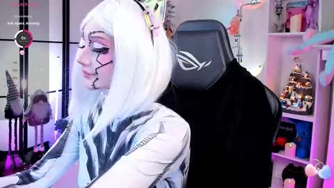 milky cute online show from 01.08.26