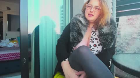 Livia online show from 03.04.25