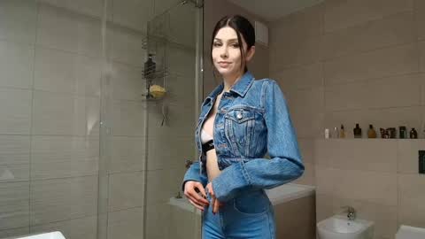 milla bella online show from 01.13.26