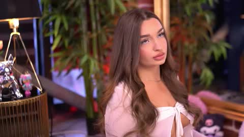 Milla online show from 12.03.25