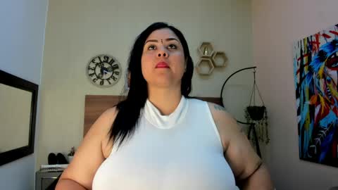 Milla Grey  online show from 06.04.26