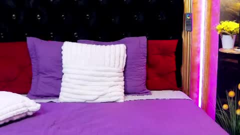 Snapshot of millavixen chatting on 07.19.26 MillaVixen online show from 07.19.26