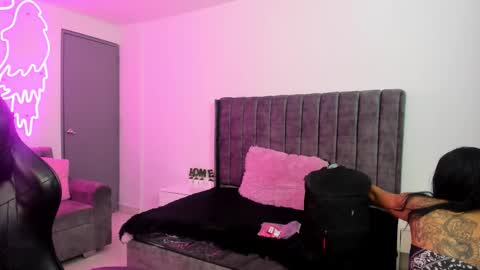 Snapshot of miller_silvana chatting on 02.20.26 miller_silvana online show from 02.20.26