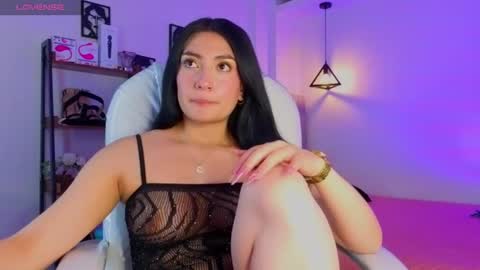 miller_vanessa_ online show from 09.17.25