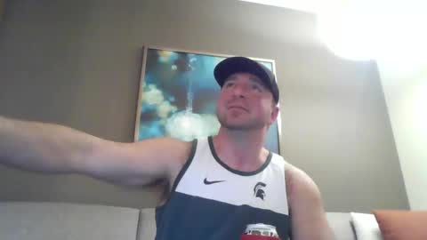 millertime feet bigcock hairy straight muscles online show from 12.17.24