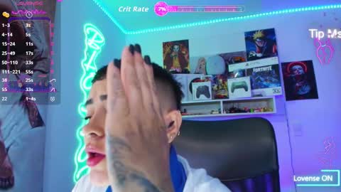 Im girl my name is Johana  online show from 11.27.25