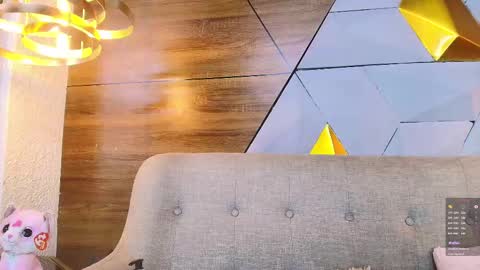 megan online show from 03.01.25