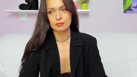 Milly online show from 09.19.25