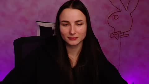 Snapshot of milly_liss chatting on 12.13.24 Milly online show from 12.13.24