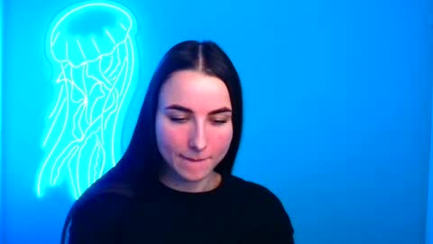 Snapshot of milly_liss chatting on 12.20.24 Milly online show from 12.20.24