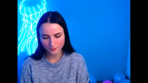 Snapshot of milly_liss chatting on 02.13.25 Milly online show from 02.13.25