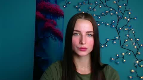 Snapshot of milly_liss chatting on 10.14.25 Milly online show from 10.14.25