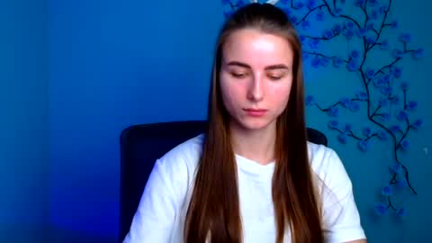 Milly online show from 07.15.26