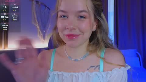 Snapshot of milly_shy chatting on 10.24.25 Milly online show from 10.24.25